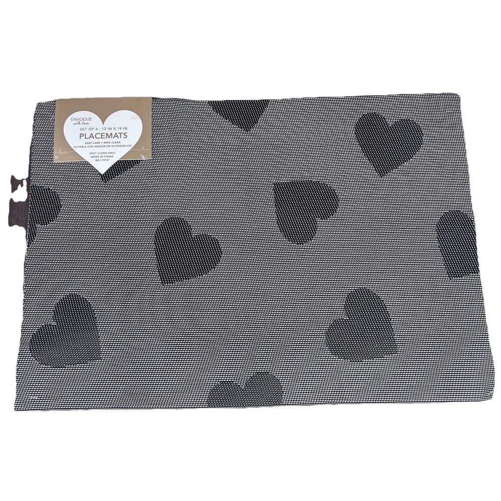 New Envogue With Love Hearts Reversible Print Placemats -Set of 6 Indoor/Outdoor